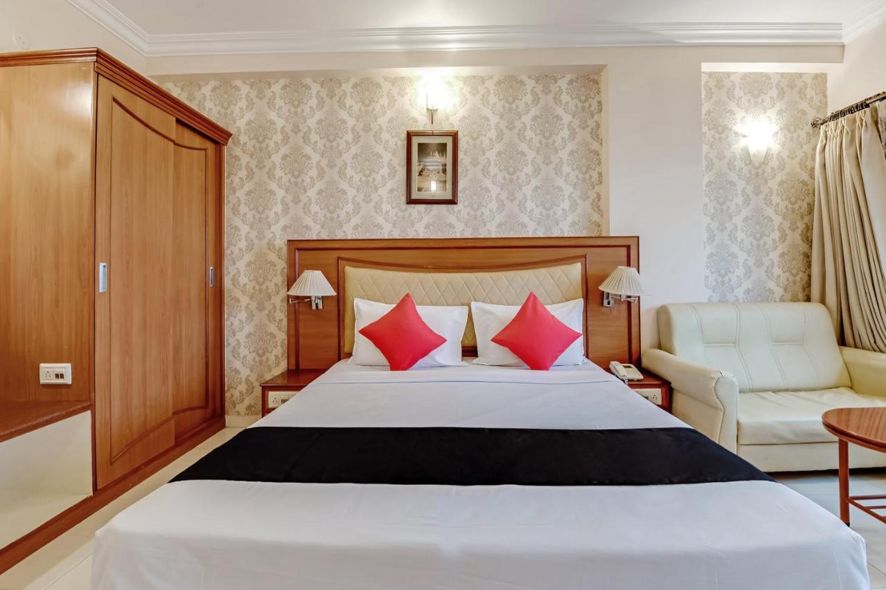 Capital O 41646 Hotel Devi Towers ซาเลม ภายนอก รูปภาพ
