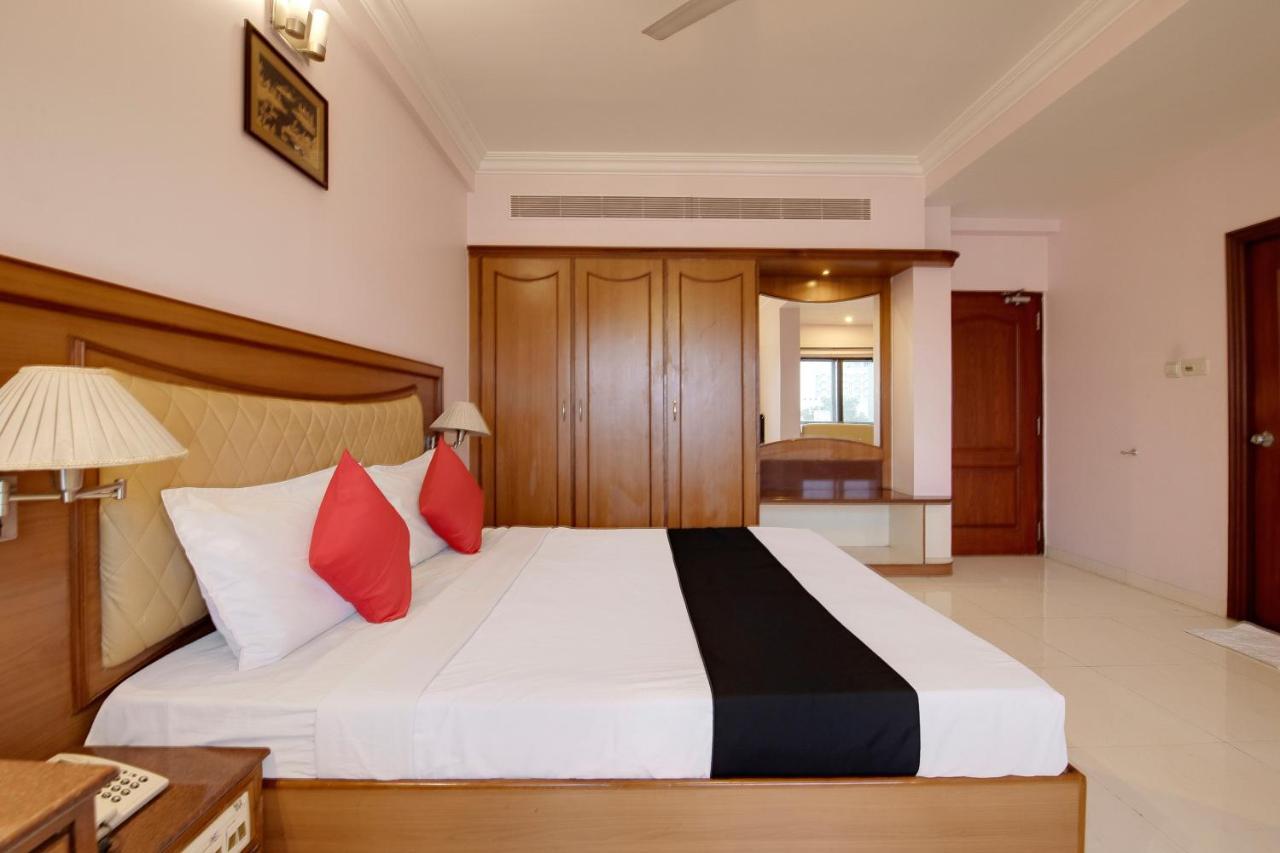 Capital O 41646 Hotel Devi Towers ซาเลม ภายนอก รูปภาพ