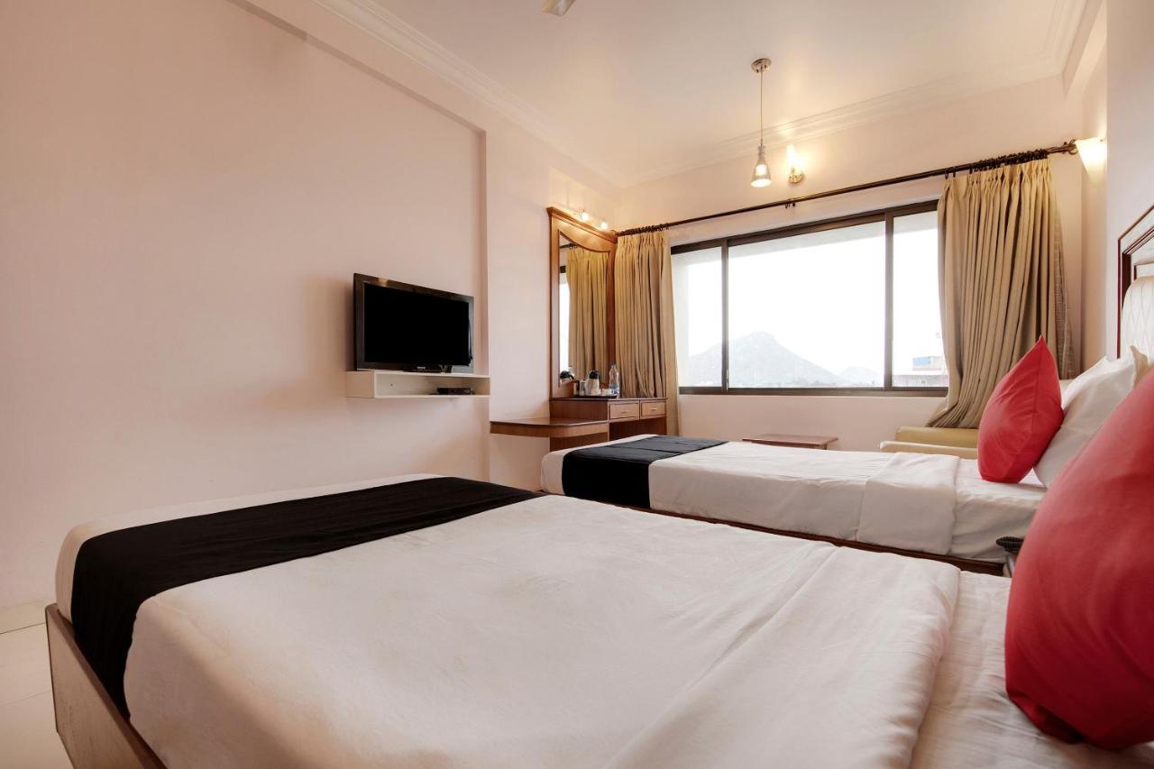 Capital O 41646 Hotel Devi Towers ซาเลม ภายนอก รูปภาพ